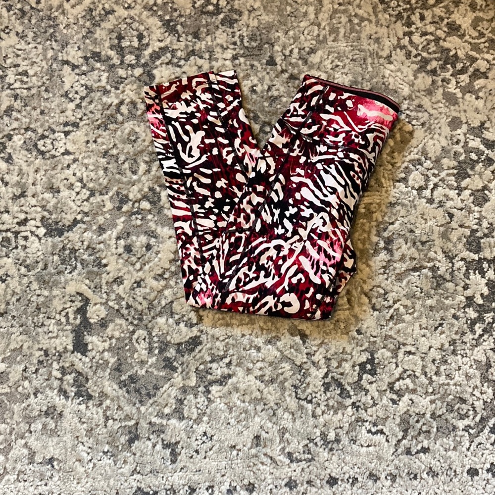 NWT Calvin Klein Performance Leggings
